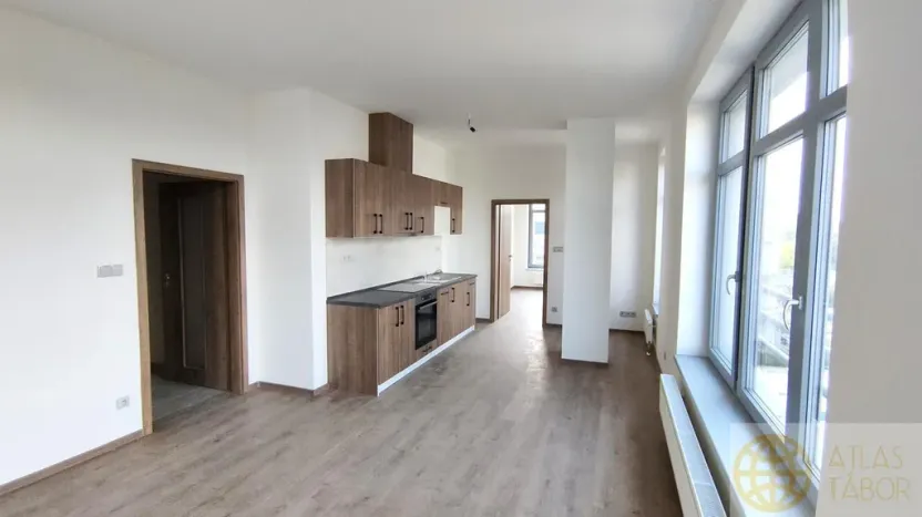Prodej bytu 2+kk, Tábor, Kpt. Jaroše, 62 m2