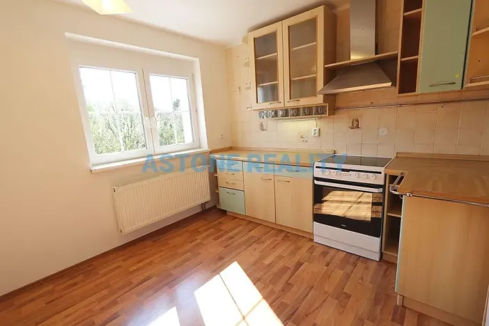 Pronájem rodinného domu, Praha - Újezd nad Lesy, Týnecká, 210 m2