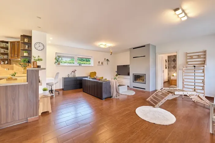 Prodej rodinného domu, Svémyslice, Sluncová, 155 m2