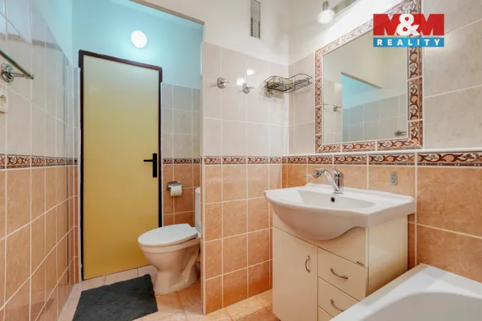 Prodej bytu 2+1, Plzeň - Skvrňany, Macháčkova, 60 m2