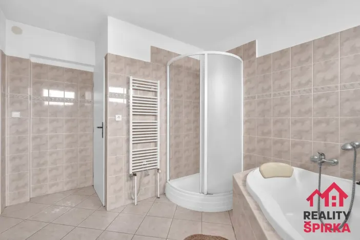 Prodej rodinného domu, Dolní Újezd, 135 m2