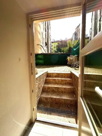 Pronájem bytu 1+kk, Praha - Holešovice, Šimáčkova, 17 m2