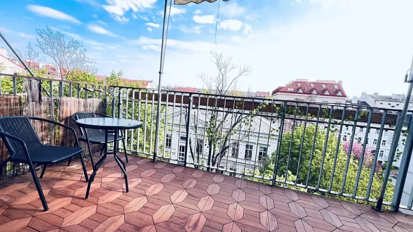 Pronájem bytu 2+1, Praha - Holešovice, 60 m2