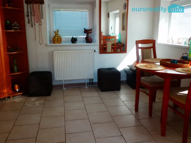 Prodej rodinného domu, Dolní Břežany - Zálepy, Úzká, 195 m2