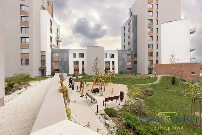 Pronájem bytu 3+kk, Praha - Holešovice, V háji, 74 m2