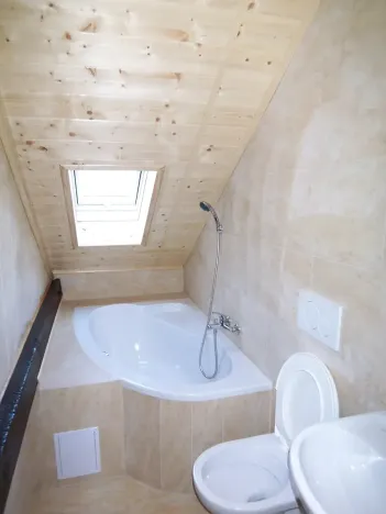 Pronájem bytu 1+1, Praha - Smíchov, Plzeňská, 33 m2