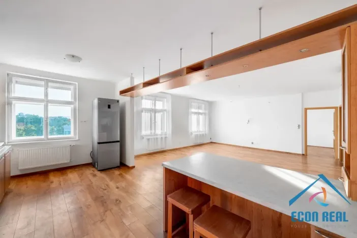 Pronájem bytu 4+kk, Praha - Libeň, Na rozcestí, 128 m2