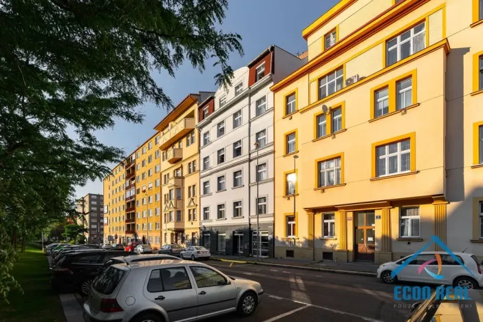 Pronájem bytu 4+kk, Praha - Libeň, Na rozcestí, 128 m2