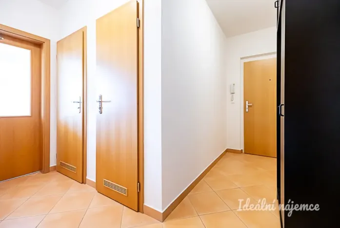 Pronájem bytu 2+kk, Praha - Libeň, Kovanecká, 53 m2