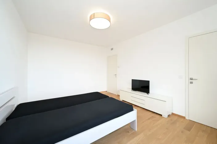 Pronájem bytu 3+kk, Praha - Radlice, U Komína, 94 m2