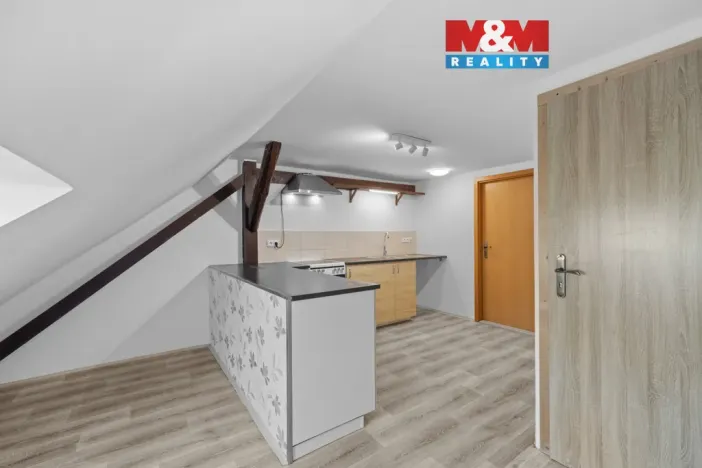 Pronájem bytu 2+kk, Velvary, Chržínská, 78 m2