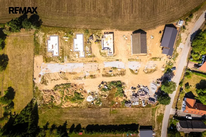 Prodej rodinného domu, Cerhonice, 186 m2