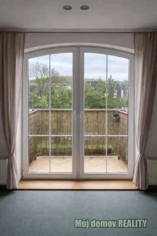 Pronájem bytu 1+kk, Praha - Košíře, Smolíkova, 54 m2