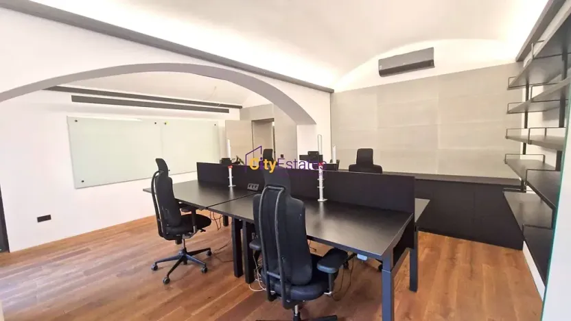 Prodej bytu 2+1, Praha - Smíchov, Janáčkovo nábřeží, 85 m2