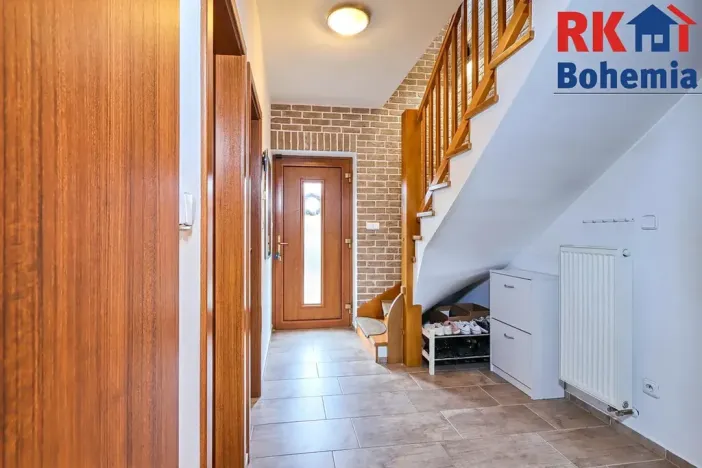 Prodej rodinného domu, Český Brod, K Vysílači, 169 m2