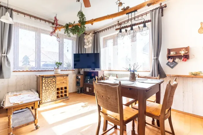 Prodej rodinného domu, Železnice, Nádražní, 73 m2