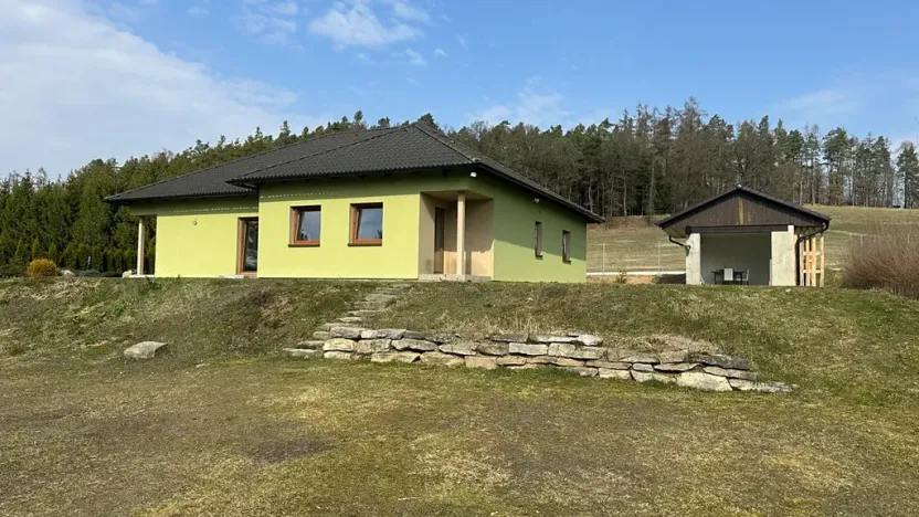 Prodej rodinného domu, Vojkov, 194 m2