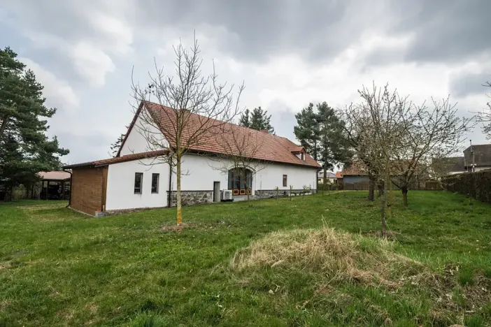Prodej rodinného domu, Lety, 550 m2
