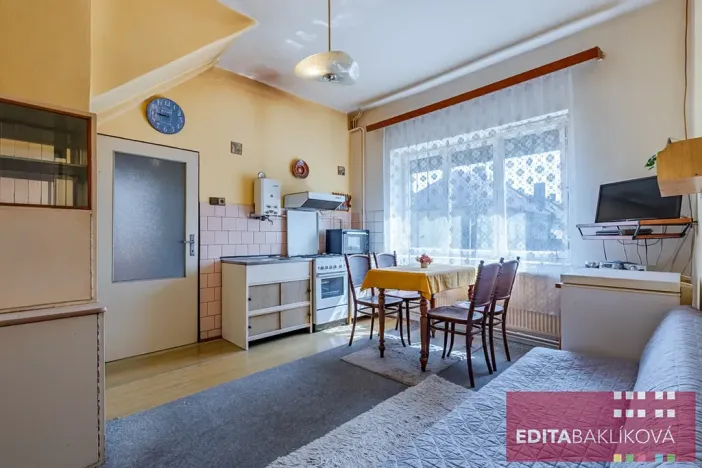 Prodej rodinného domu, Šternberk, Komenského, 68 m2