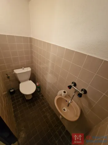 Pronájem obchodního prostoru, Znojmo, Divišovo náměstí, 120 m2