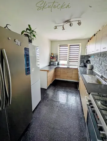 Prodej rodinného domu, Kostice, 185 m2