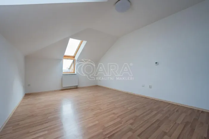 Prodej bytu 1+kk, Písek - Václavské Předměstí, Hostivítova, 30 m2