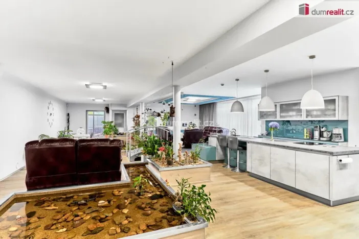 Prodej rodinného domu, Děčín - Děčín XXXIII-Nebočady, Vítězství, 296 m2