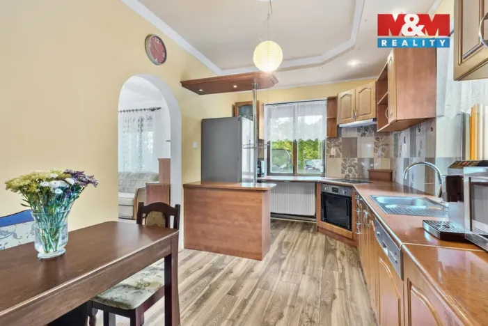 Prodej rodinného domu, Frýdlant - Větrov, Na Hágu, 140 m2