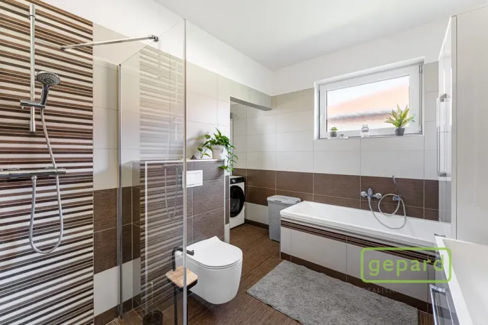 Prodej rodinného domu, Krakovany, 115 m2