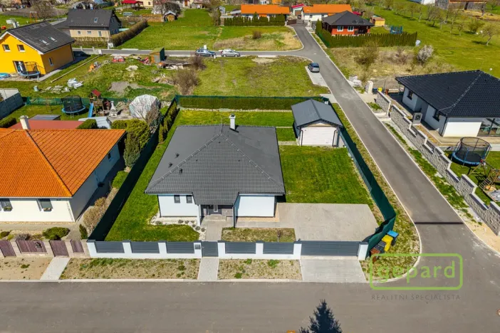 Prodej rodinného domu, Krakovany, 90 m2