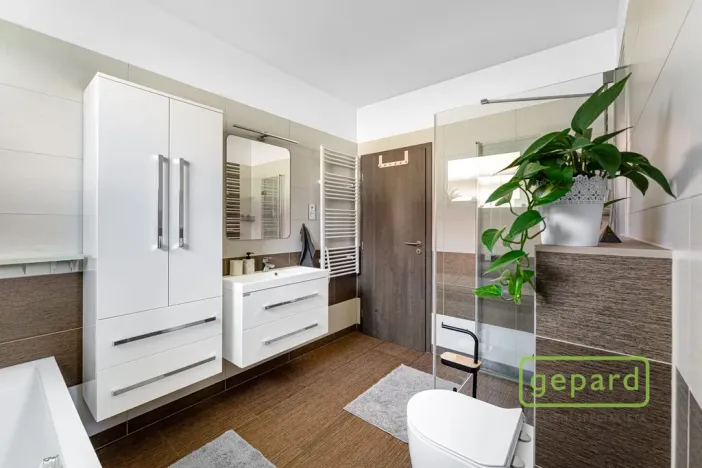 Prodej rodinného domu, Krakovany, 90 m2