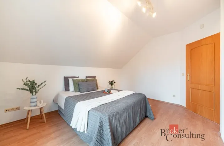 Prodej bytu 4+kk, Praha - Štěrboholy, Novoštěrboholská, 172 m2