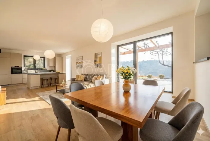 Prodej bytu 5+kk, Chocerady, 189 m2