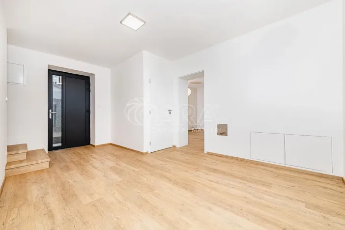 Prodej bytu 5+kk, Chocerady, 189 m2