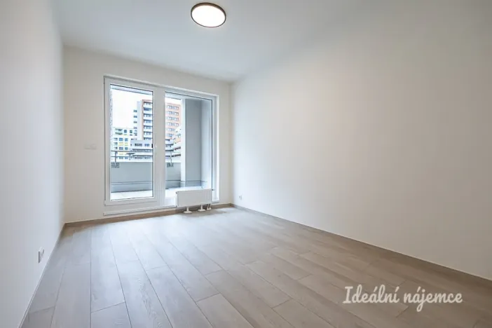 Pronájem bytu 2+kk, Praha - Vysočany, Poděbradská, 55 m2