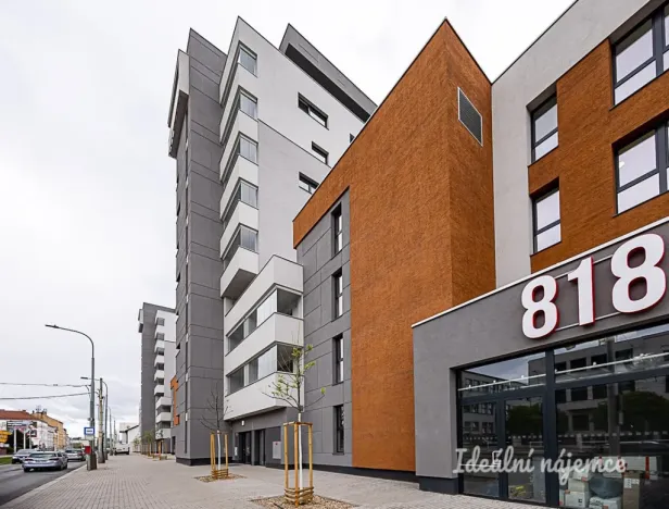 Pronájem bytu 2+kk, Praha - Vysočany, Poděbradská, 55 m2