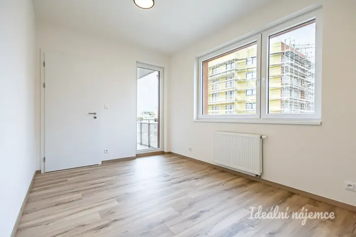 Pronájem bytu 2+kk, Praha - Vysočany, Poděbradská, 50 m2