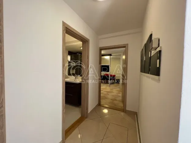 Pronájem rodinného domu, Praha - Záběhlice, Dolní Chaloupky, 245 m2