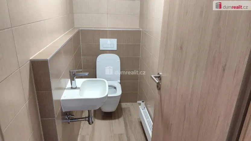 Prodej bytu 2+kk, Slaný, Lázeňská, 66 m2