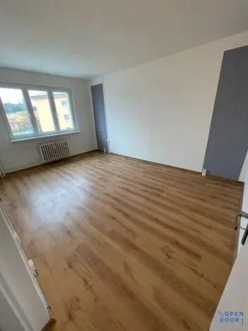 Pronájem bytu 2+1, Horní Slavkov, Poštovní, 50 m2