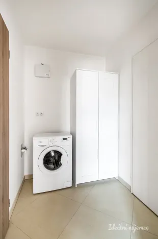 Pronájem bytu 1+kk, Praha - Zličín, Sazovická, 26 m2