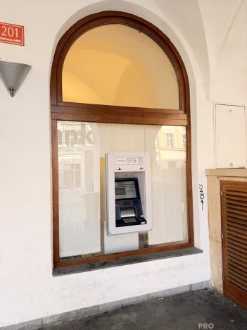 Pronájem kanceláře, Olomouc, Dolní náměstí, 204 m2