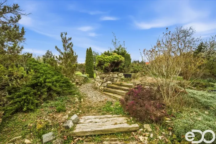 Prodej rodinného domu, Dolní Beřkovice - Vliněves, 400 m2