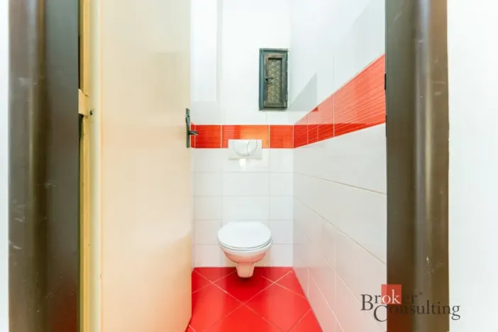 Prodej bytu 2+1, Praha - Libeň, Sokolovská, 72 m2