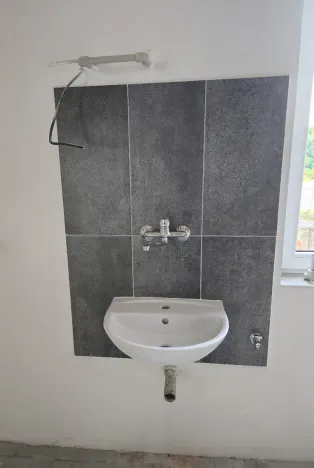 Pronájem skladu, Knovíz, 94 m2