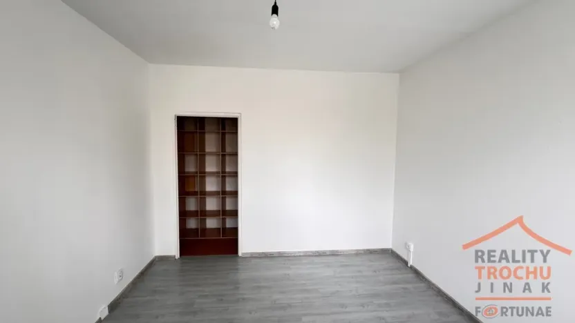 Pronájem bytu 3+1, Hradec Králové, třída Edvarda Beneše, 96 m2