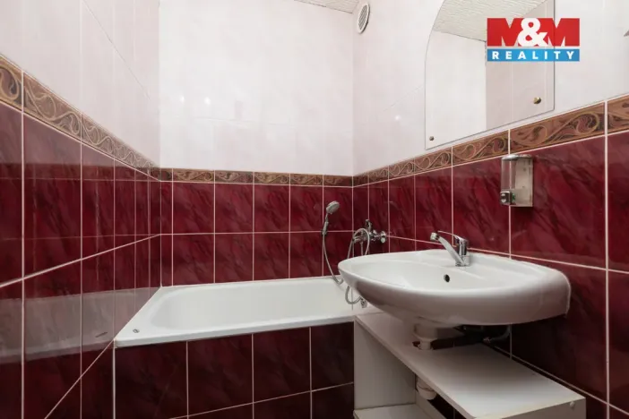 Prodej atypického bytu, Ostrava - Bělský Les, Bohumíra Četyny, 52 m2