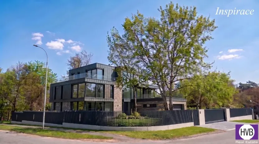 Prodej pozemku pro bydlení, Praha, Šlechtitelská, 924 m2