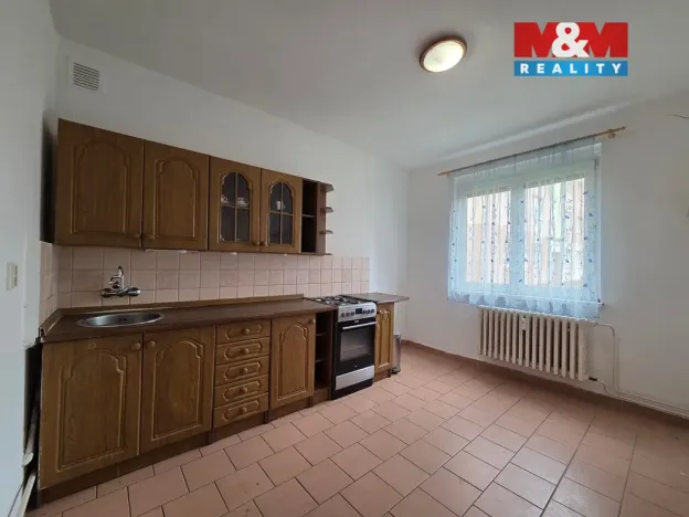Pronájem bytu 2+1, Nová Role, Tovární, 60 m2