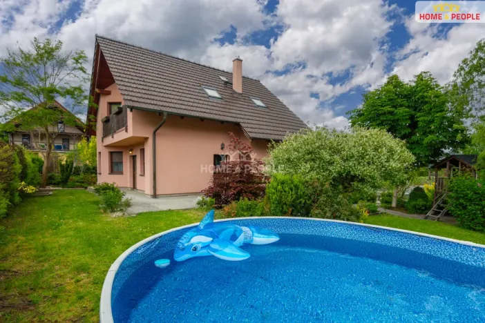 Prodej rodinného domu, Stanovice, 200 m2